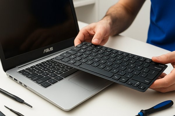 Asus Laptop Klavye Değişimi
